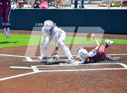 Thumbnail 3 in Franklin vs East Bernard (UIL 3A Region III Semifinal) Game 2 photogallery.