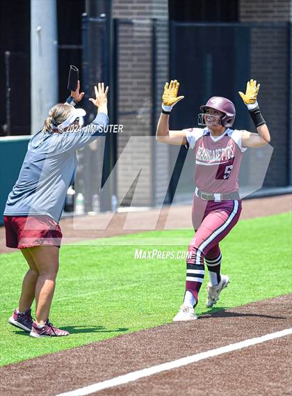 Thumbnail 2 in Franklin vs East Bernard (UIL 3A Region III Semifinal) Game 2 photogallery.