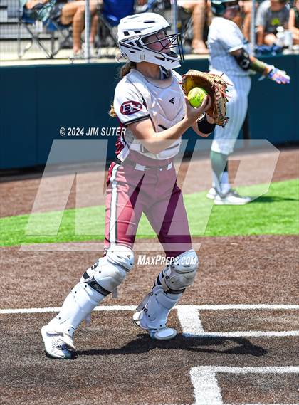 Thumbnail 2 in Franklin vs East Bernard (UIL 3A Region III Semifinal) Game 2 photogallery.