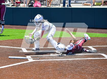 Thumbnail 2 in Franklin vs East Bernard (UIL 3A Region III Semifinal) Game 2 photogallery.
