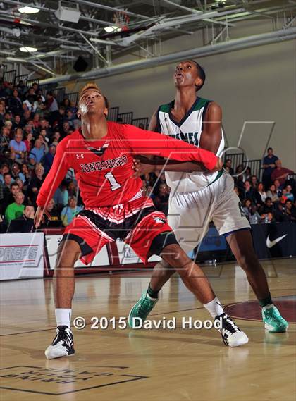 Thumbnail 1 in Jonesboro vs. Chino Hills (MaxPreps Holiday Classic) photogallery.