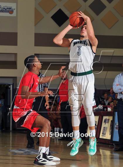 Thumbnail 3 in Jonesboro vs. Chino Hills (MaxPreps Holiday Classic) photogallery.