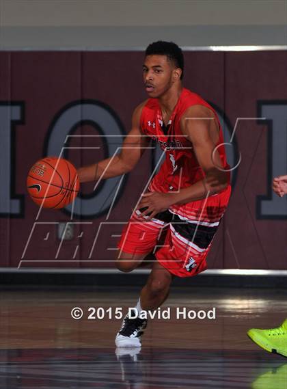 Thumbnail 3 in Jonesboro vs. Chino Hills (MaxPreps Holiday Classic) photogallery.