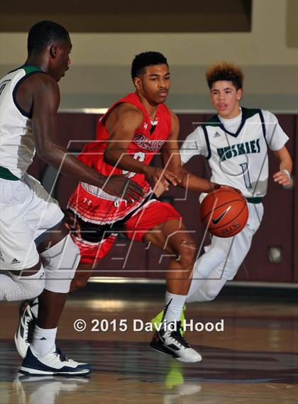 Thumbnail 3 in Jonesboro vs. Chino Hills (MaxPreps Holiday Classic) photogallery.