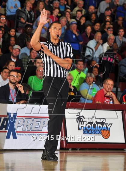Thumbnail 3 in Jonesboro vs. Chino Hills (MaxPreps Holiday Classic) photogallery.
