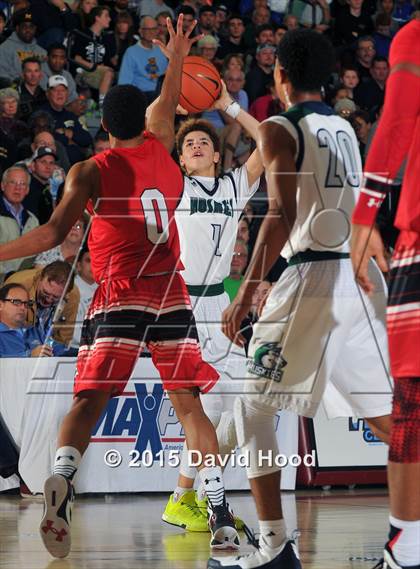 Thumbnail 2 in Jonesboro vs. Chino Hills (MaxPreps Holiday Classic) photogallery.