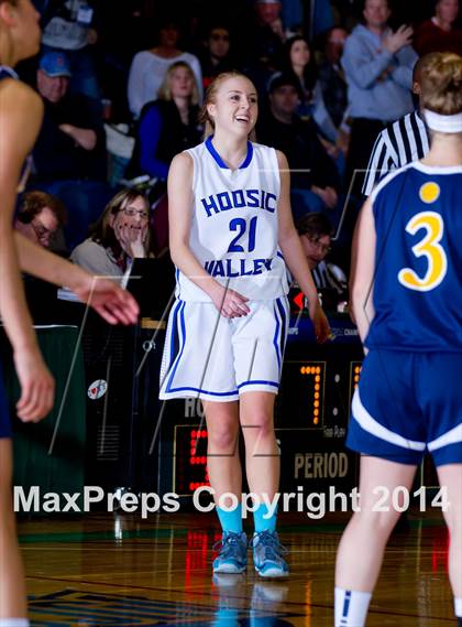 Thumbnail 2 in Hoosic Valley vs. Harpursville (NYSPHSAA Class C Semifinal) photogallery.