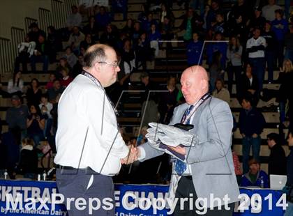 Thumbnail 1 in Hoosic Valley vs. Harpursville (NYSPHSAA Class C Semifinal) photogallery.