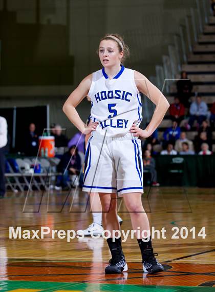 Thumbnail 2 in Hoosic Valley vs. Harpursville (NYSPHSAA Class C Semifinal) photogallery.