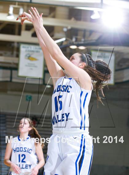 Thumbnail 1 in Hoosic Valley vs. Harpursville (NYSPHSAA Class C Semifinal) photogallery.