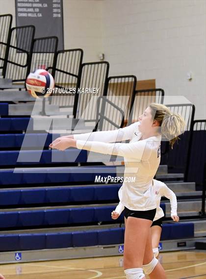 Thumbnail 2 in Arbor View vs. Bishop Gorman (NIAA 4A Sunset Region Tournament) photogallery.