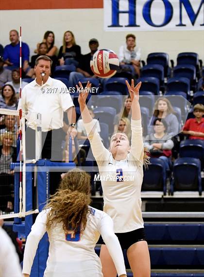 Thumbnail 3 in Arbor View vs. Bishop Gorman (NIAA 4A Sunset Region Tournament) photogallery.