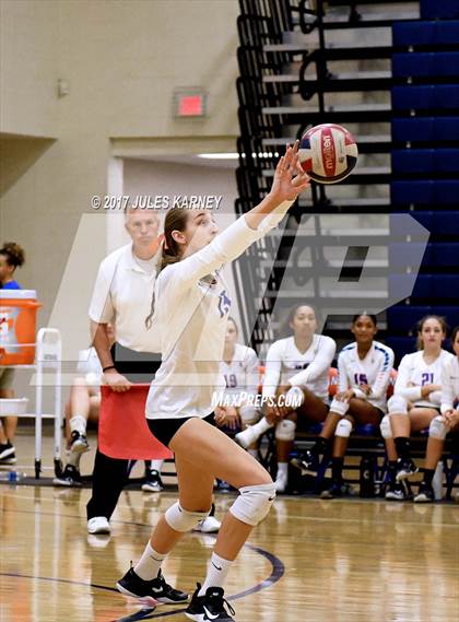 Thumbnail 2 in Arbor View vs. Bishop Gorman (NIAA 4A Sunset Region Tournament) photogallery.