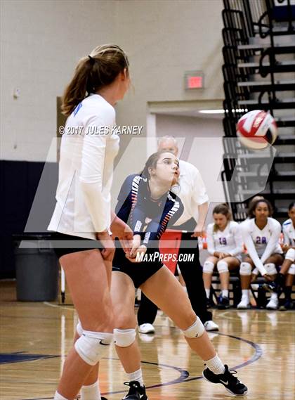 Thumbnail 3 in Arbor View vs. Bishop Gorman (NIAA 4A Sunset Region Tournament) photogallery.