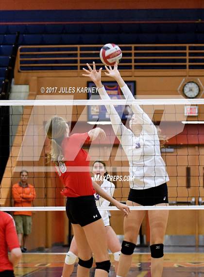 Thumbnail 3 in Arbor View vs. Bishop Gorman (NIAA 4A Sunset Region Tournament) photogallery.