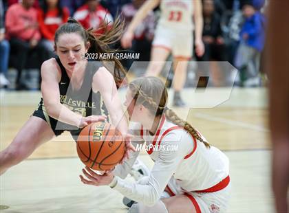 Thumbnail 2 in Fishers vs Noblesville (IHSAA 4A Sectional Semifinal) photogallery.