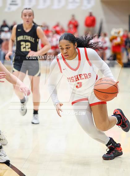 Thumbnail 3 in Fishers vs Noblesville (IHSAA 4A Sectional Semifinal) photogallery.
