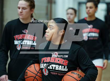 Thumbnail 1 in Fishers vs Noblesville (IHSAA 4A Sectional Semifinal) photogallery.