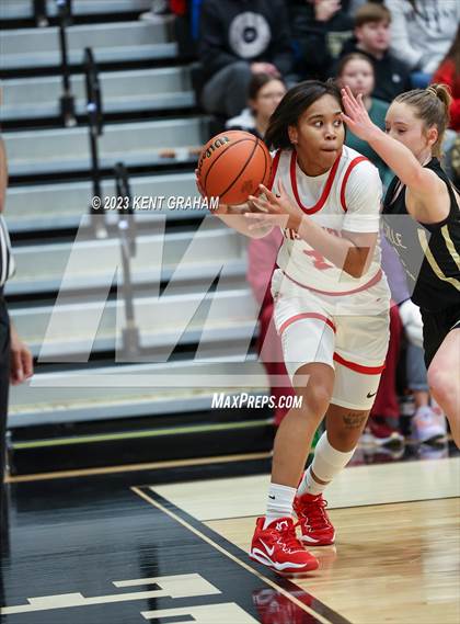 Thumbnail 3 in Fishers vs Noblesville (IHSAA 4A Sectional Semifinal) photogallery.