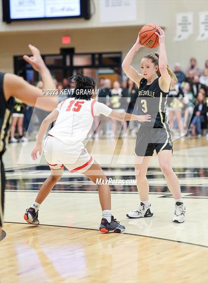 Thumbnail 2 in Fishers vs Noblesville (IHSAA 4A Sectional Semifinal) photogallery.