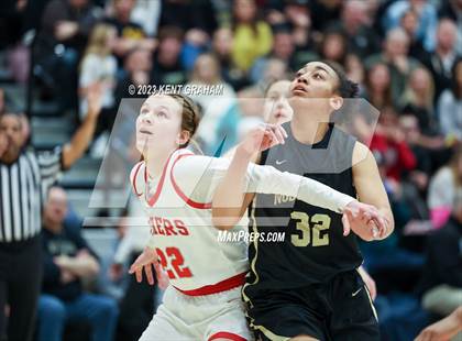 Thumbnail 1 in Fishers vs Noblesville (IHSAA 4A Sectional Semifinal) photogallery.