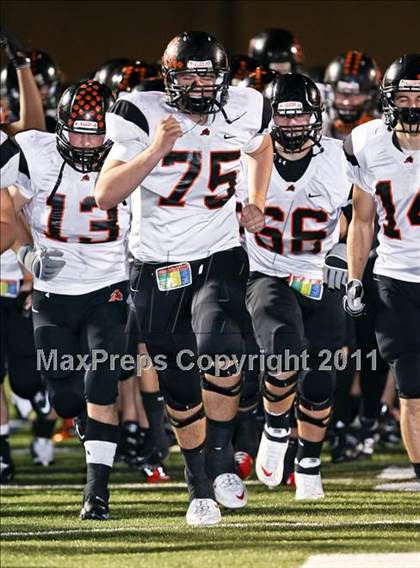 Thumbnail 2 in Wyatt vs. Aledo (4A Region 1 Bi-District Playoffs) photogallery.
