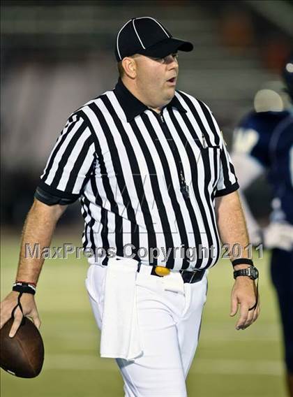 Thumbnail 1 in Wyatt vs. Aledo (4A Region 1 Bi-District Playoffs) photogallery.