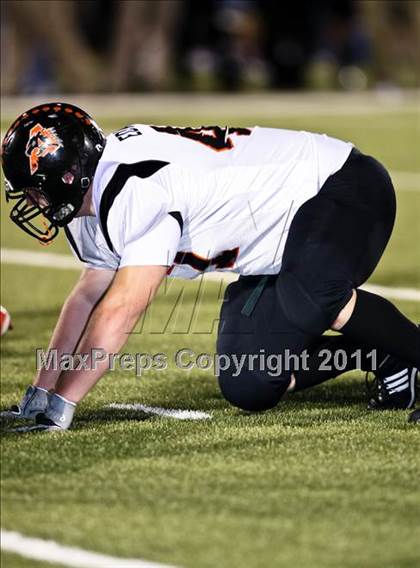 Thumbnail 1 in Wyatt vs. Aledo (4A Region 1 Bi-District Playoffs) photogallery.