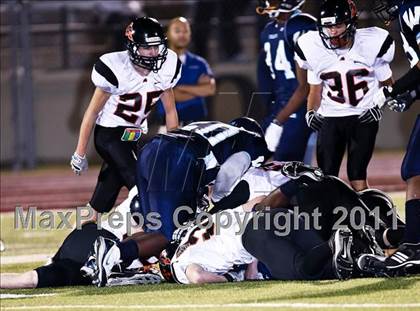 Thumbnail 3 in Wyatt vs. Aledo (4A Region 1 Bi-District Playoffs) photogallery.