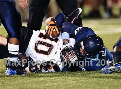 Thumbnail 1 in Wyatt vs. Aledo (4A Region 1 Bi-District Playoffs) photogallery.