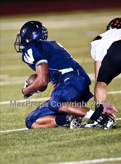 Thumbnail 1 in Wyatt vs. Aledo (4A Region 1 Bi-District Playoffs) photogallery.