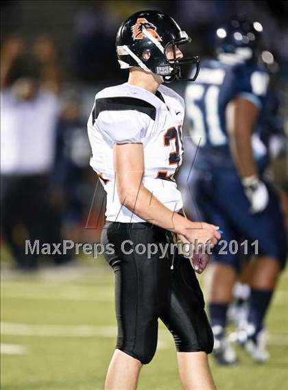 Thumbnail 1 in Wyatt vs. Aledo (4A Region 1 Bi-District Playoffs) photogallery.