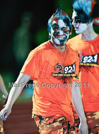 Thumbnail 2 in Wyatt vs. Aledo (4A Region 1 Bi-District Playoffs) photogallery.