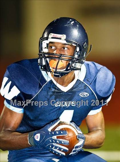 Thumbnail 1 in Wyatt vs. Aledo (4A Region 1 Bi-District Playoffs) photogallery.