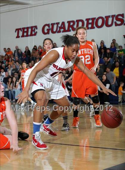 Thumbnail 2 in Poly vs. Bellarmine-Jefferson (CIF SS Playoffs) photogallery.