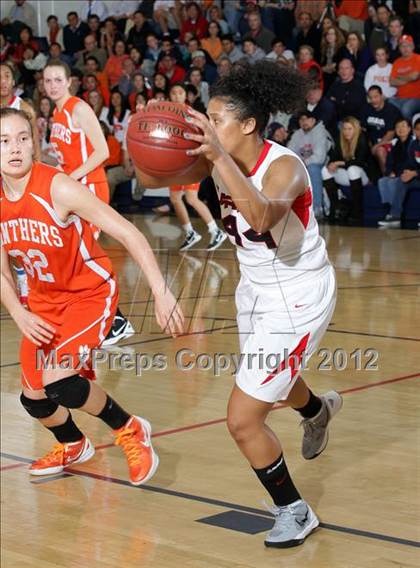 Thumbnail 1 in Poly vs. Bellarmine-Jefferson (CIF SS Playoffs) photogallery.