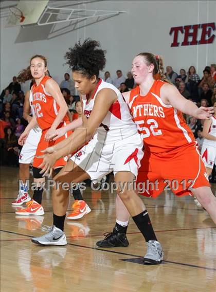 Thumbnail 2 in Poly vs. Bellarmine-Jefferson (CIF SS Playoffs) photogallery.