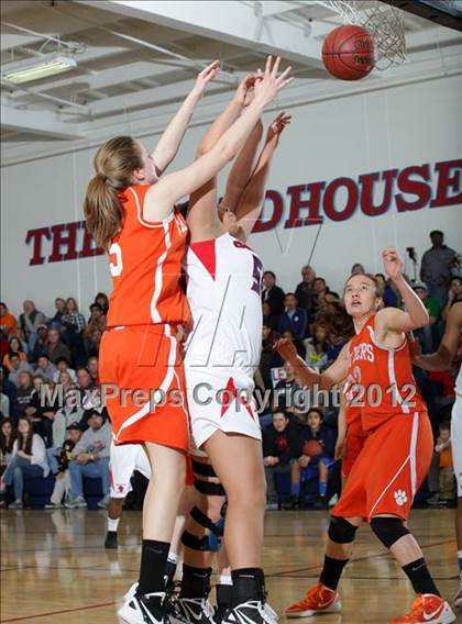 Thumbnail 1 in Poly vs. Bellarmine-Jefferson (CIF SS Playoffs) photogallery.