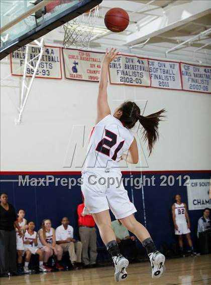 Thumbnail 2 in Poly vs. Bellarmine-Jefferson (CIF SS Playoffs) photogallery.