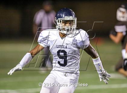 Thumbnail 2 in Loyola @ Crespi photogallery.