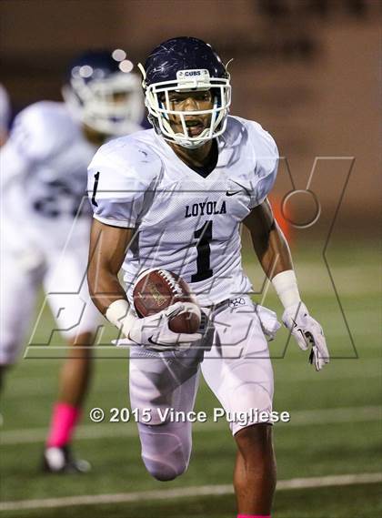 Thumbnail 2 in Loyola @ Crespi photogallery.