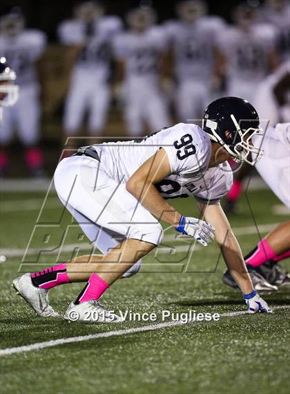 Thumbnail 3 in Loyola @ Crespi photogallery.