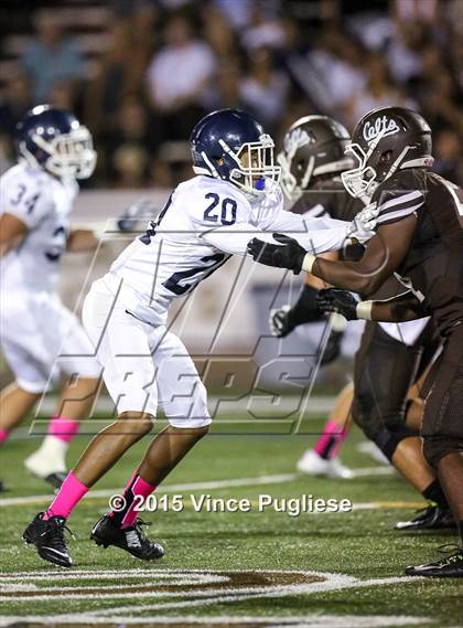 Thumbnail 2 in Loyola @ Crespi photogallery.