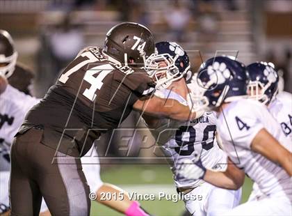 Thumbnail 3 in Loyola @ Crespi photogallery.