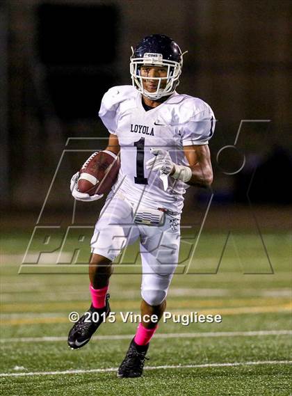 Thumbnail 3 in Loyola @ Crespi photogallery.