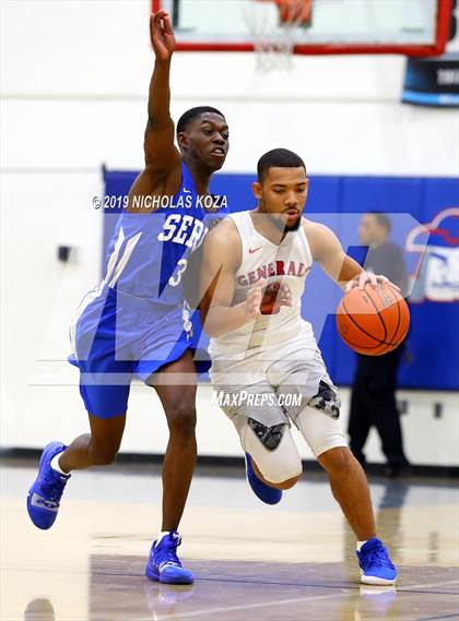 Thumbnail 2 in Serra vs. George Washington Prep photogallery.