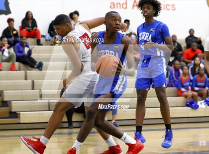Thumbnail 2 in Serra vs. George Washington Prep photogallery.