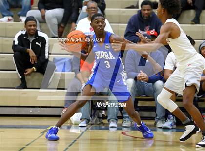 Thumbnail 1 in Serra vs. George Washington Prep photogallery.