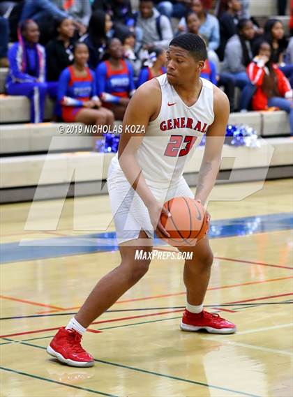 Thumbnail 1 in Serra vs. George Washington Prep photogallery.