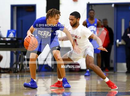 Thumbnail 3 in Serra vs. George Washington Prep photogallery.